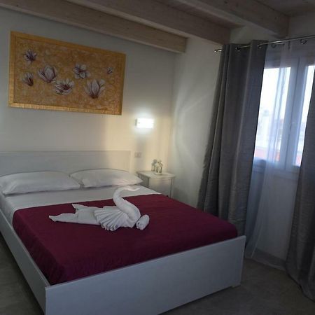 B&B Lady Jolanda 포르토 세자레오 외부 사진