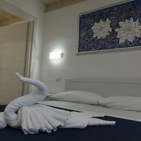B&B Lady Jolanda 포르토 세자레오 외부 사진