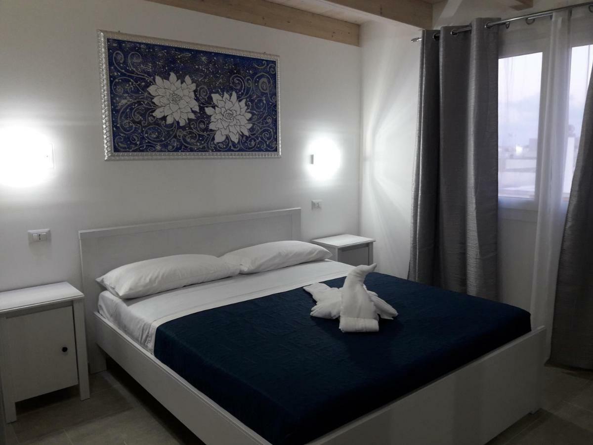 B&B Lady Jolanda 포르토 세자레오 외부 사진